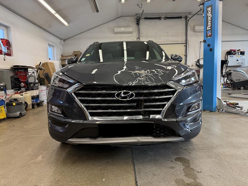 Hyundai Tucson 1.6 CRDI Hybrid 100 kW - fotka 2 z 19