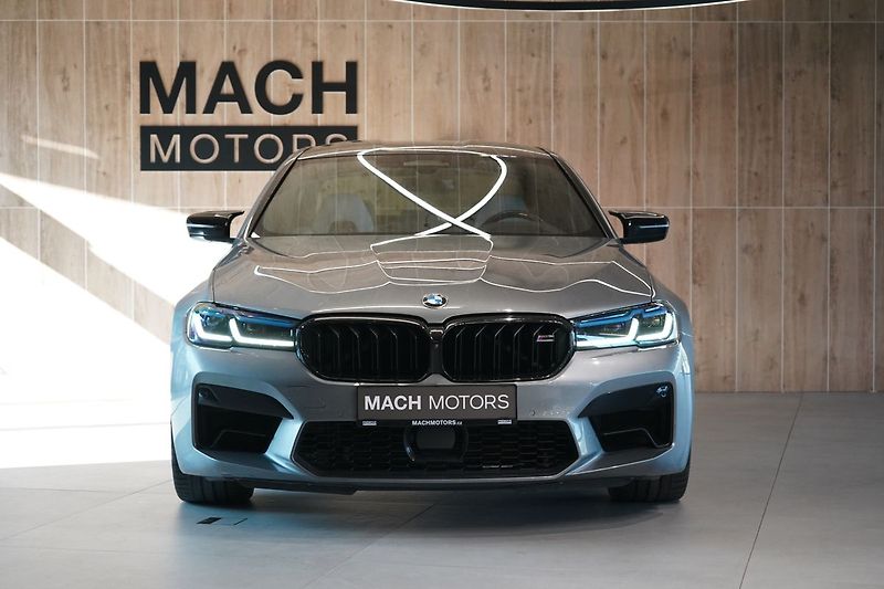 BMW M5 Competition xDrive, B&W, HUD - fotka 3 z 47