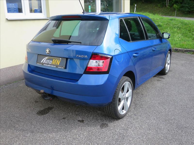 Škoda Fabia 1,2  TSI - fotka 8 z 30