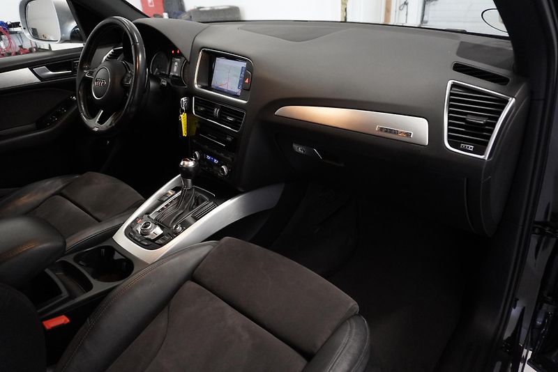 Audi SQ5 3.0TDI 313PS QUATTRO AUZTOMAT - fotka 25 z 28