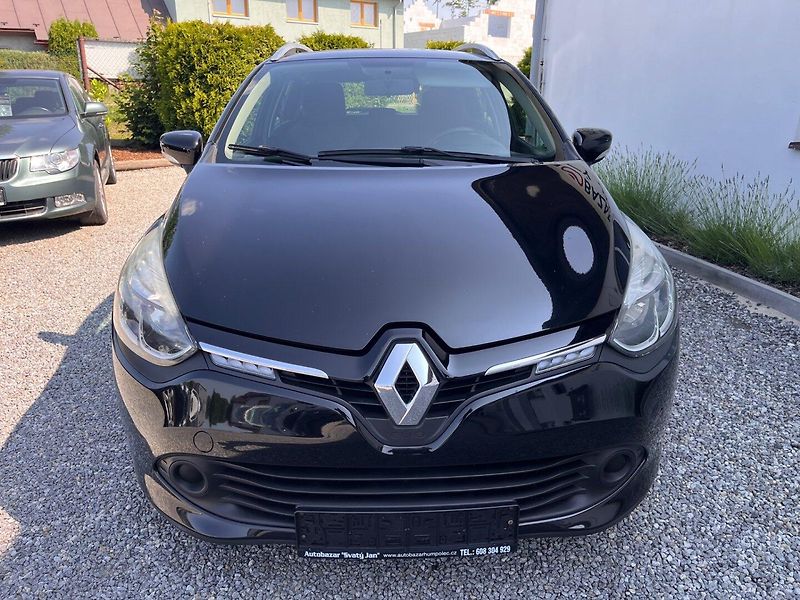 Renault Clio (2014) 1.2 i Kombi - fotka 6 z 17