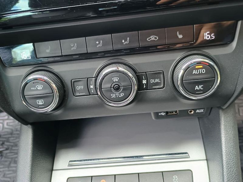 Škoda Octavia (2014) - fotka 19 z 38
