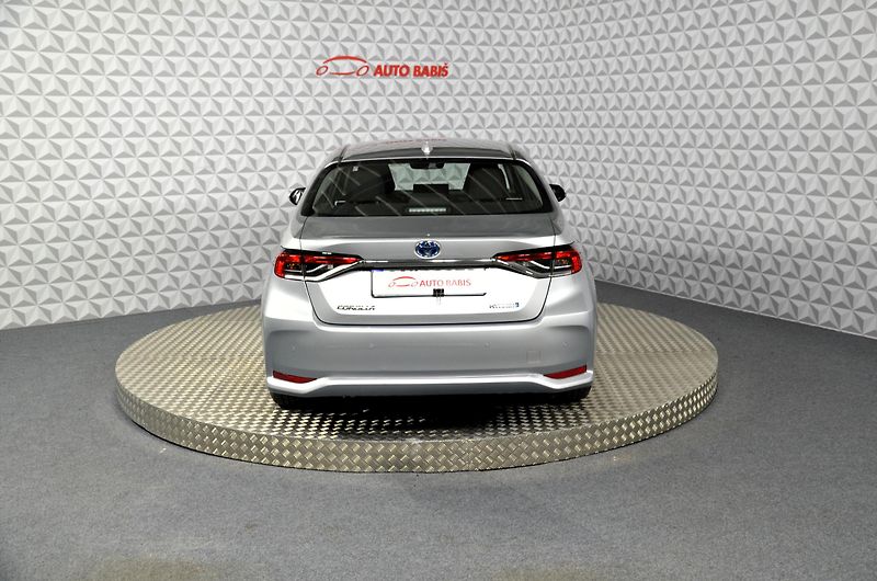 Toyota Corolla (2023) - fotka 6 z 22