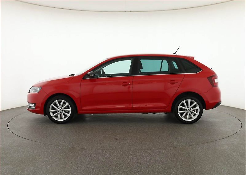 Škoda Rapid (2017) Spaceback 1.0 TSI, Serv.kniha - fotka 3 z 18
