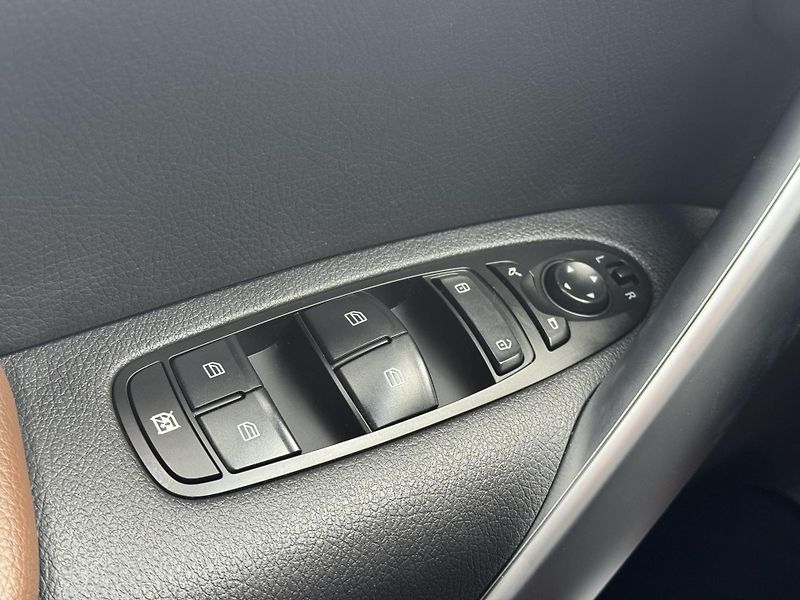Mercedes-Benz Třídy X (2020) 350d 190kW, 4Matic, RZV - fotka 20 z 39