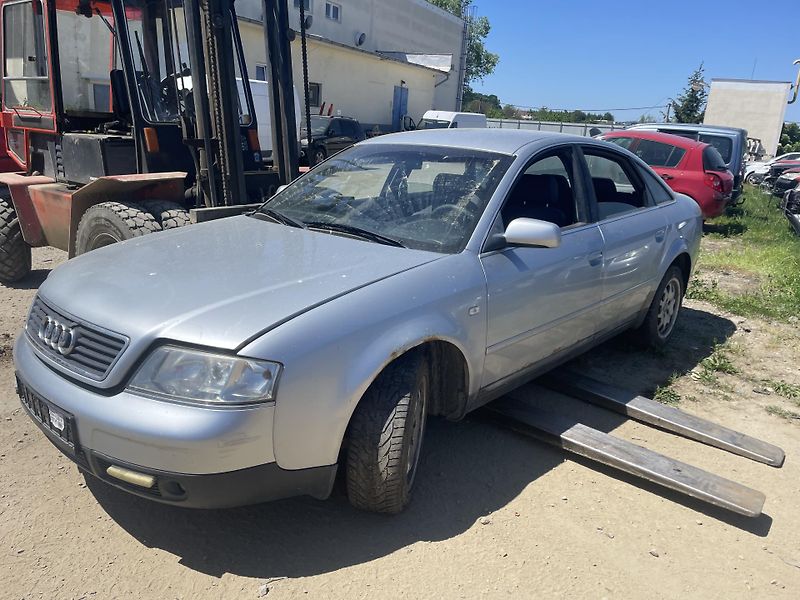 Audi A6 (2002) 2.5 TDI 110Kw náhradní díly - fotka 2 z 7