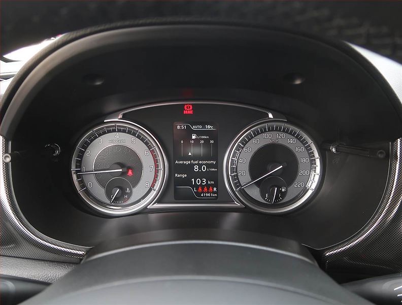 Suzuki Vitara (2022) Elegance 1.4 BoosterJet - fotka 11 z 21
