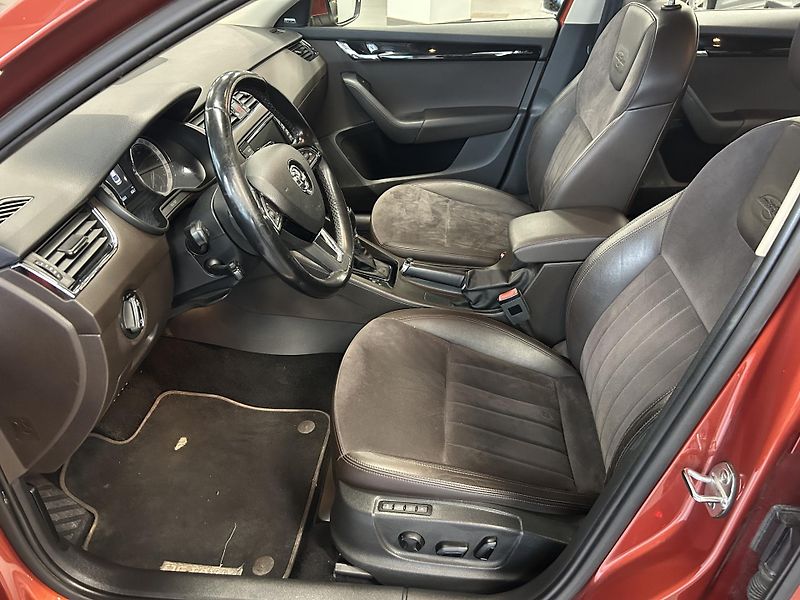 Škoda Octavia (2016) 2.0TDi L&K DSG Bi-X ACC Canton - fotka 5 z 34