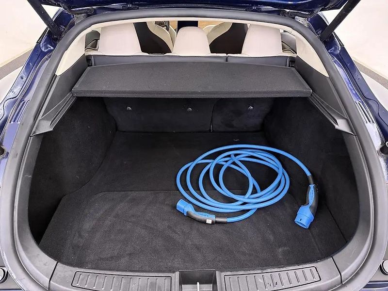 Tesla Model S 100D AWD 386kW SOH 88% - fotka 12 z 15