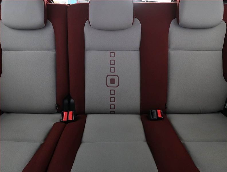 Citroën Berlingo (2008) 1.6 16V , 5Míst, ČR - fotka 10 z 14