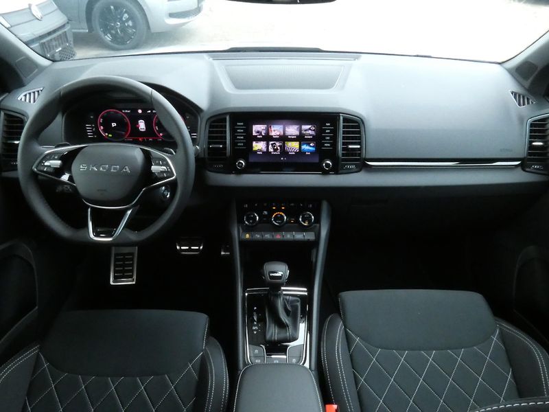 Škoda Karoq (2026) Sportline 1.5 TSI 110 kW DSG - fotka 15 z 30