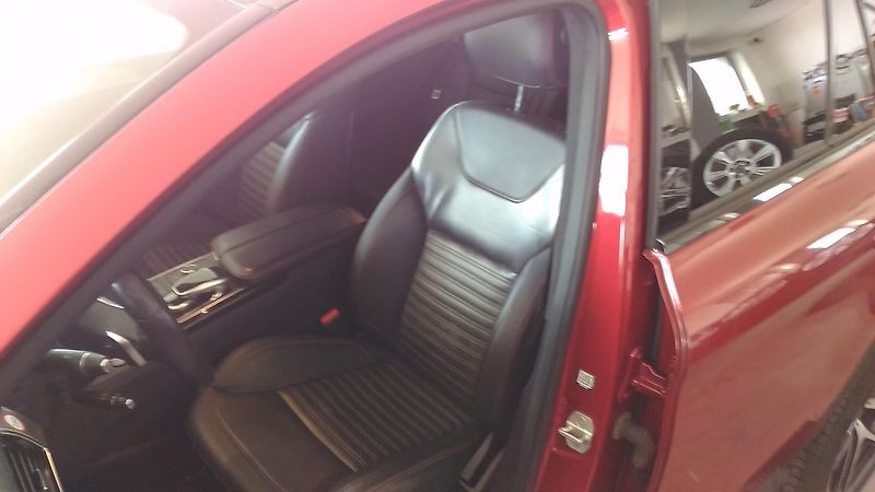 Mercedes-Benz GLE (2015) 450I,270KW,LED,PANOR.ALU r.21 - fotka 19 z 36