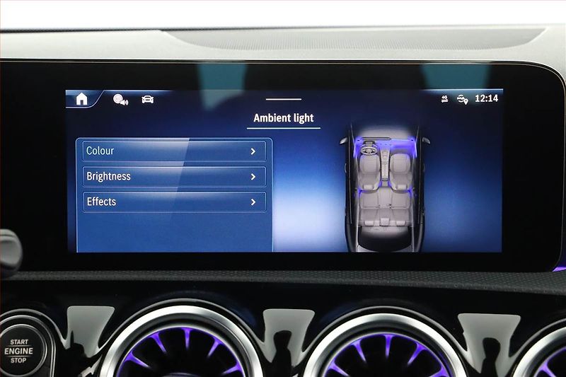 Mercedes-Benz CLA (2025) 200 - fotka 17 z 20