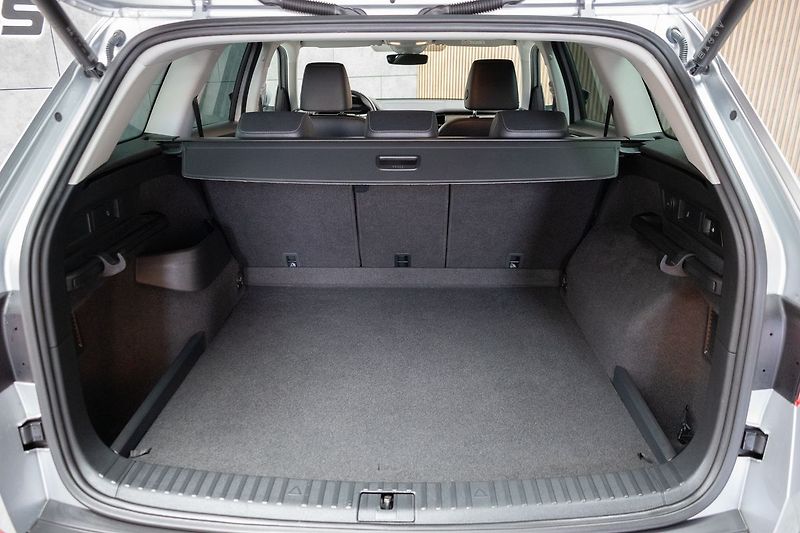 Škoda Kodiaq 2.0 TDI STYLE+*TAŽNÉ*DPH*ČR 1M - fotka 43 z 48