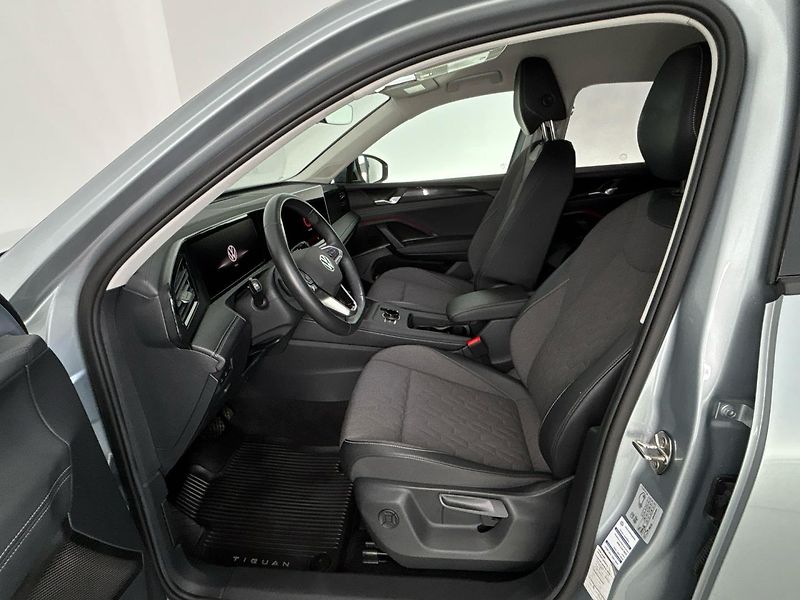 Volkswagen Tiguan People DSG - fotka 7 z 30