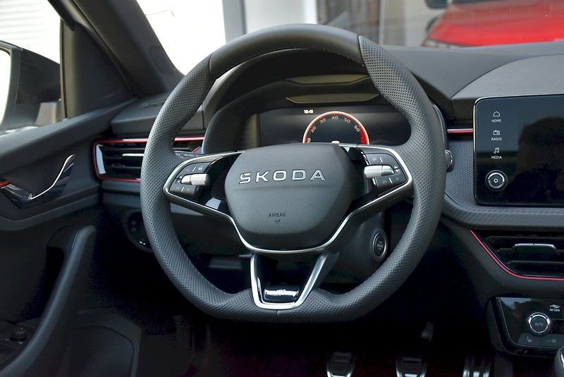 Škoda Scala (2026) Monte Carlo 1,0 TSI 85 kW 6° m - fotka 23 z 40