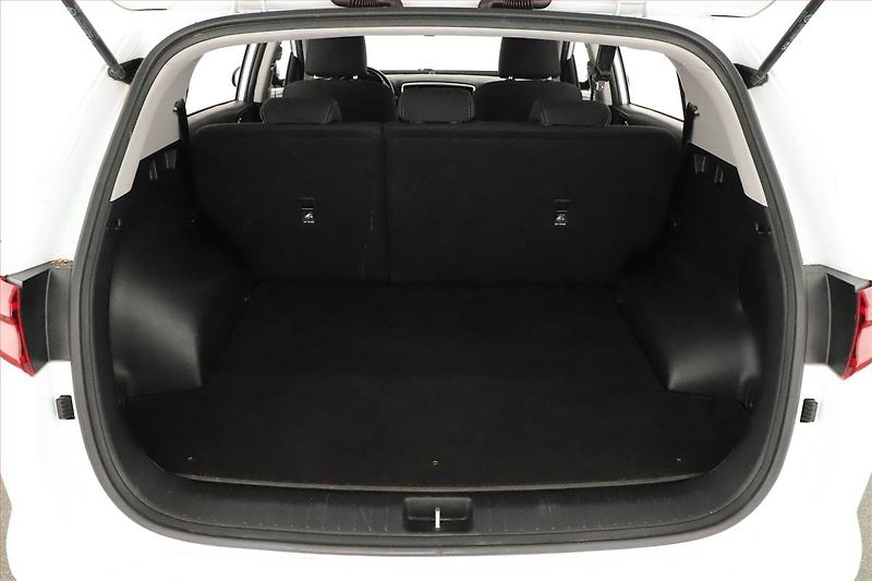 Kia Sportage (2019) 1.6 GDI, Navi, Tempomat - fotka 15 z 16