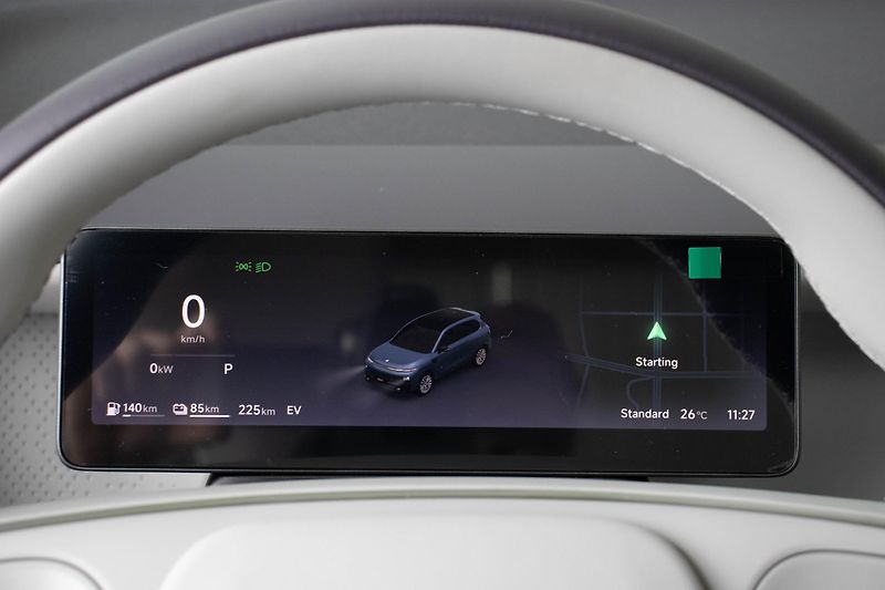 Leapmotor B10 (2026) Design HYBRID EV, světlý int. - fotka 10 z 16