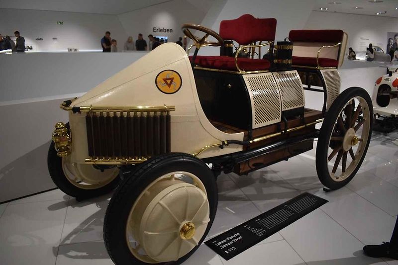 Původní část areálu firmy Porsche ve Stuttgartu