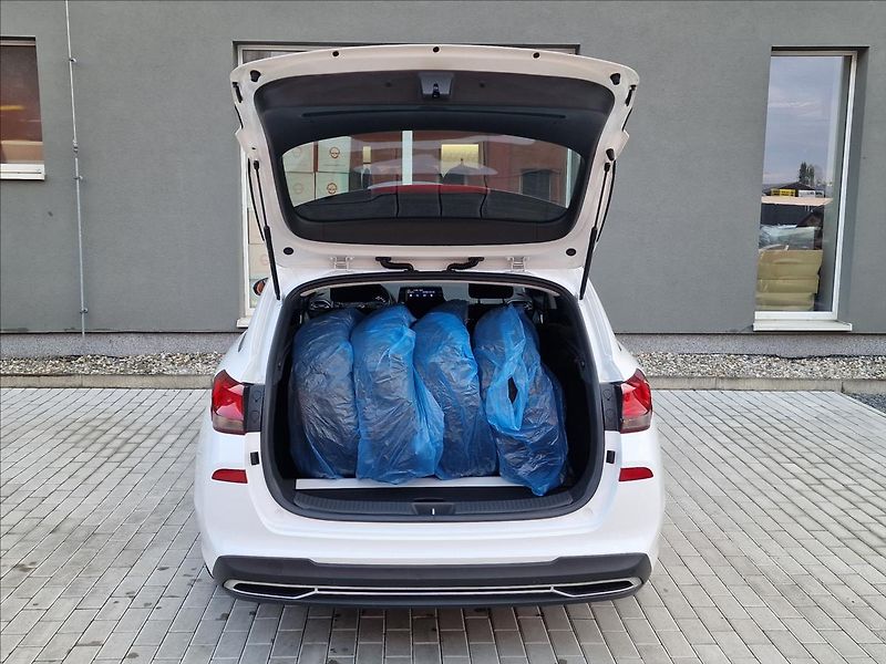 Hyundai i30 1.0T-Gdi Smart Kombi,ČR,1.Maj - fotka 37 z 50
