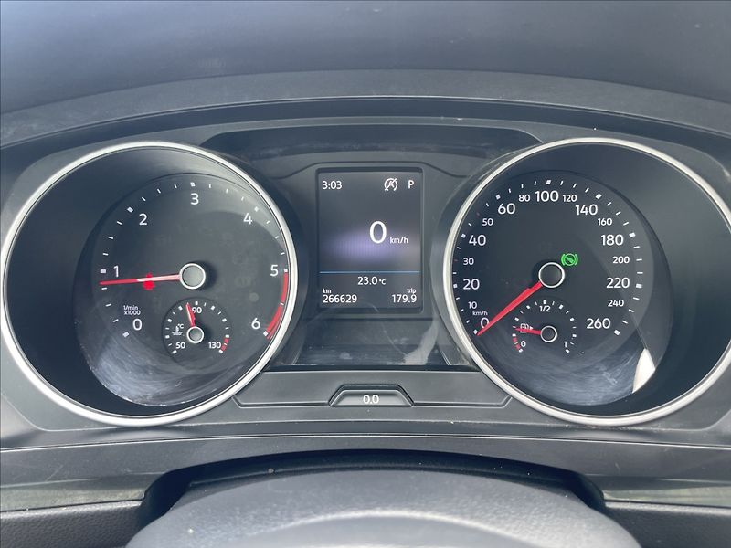 Volkswagen Tiguan 2,0 TDi 110kw DSG 4-matic bez - fotka 15 z 43