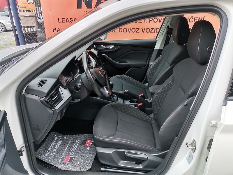 Škoda Kamiq (2020) 1.0TSi 85kw ACC PDC Winter - fotka 10 z 27