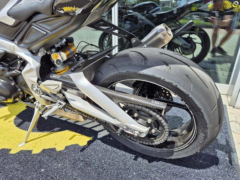 Triumph Daytona 765 (2021) Daytona TM765 MOTO2 - REZERVAC - fotka 13 z 23