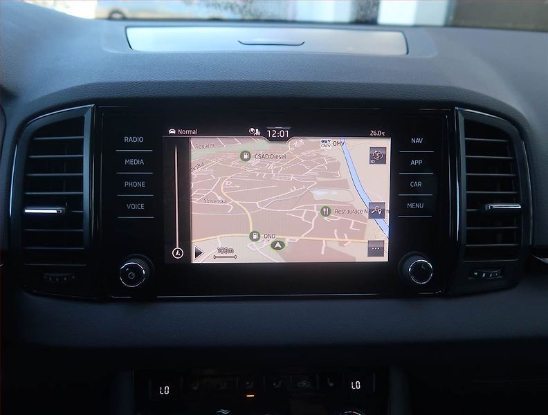 Škoda Karoq (2023) Sportline 2.0 TDI - fotka 17 z 20