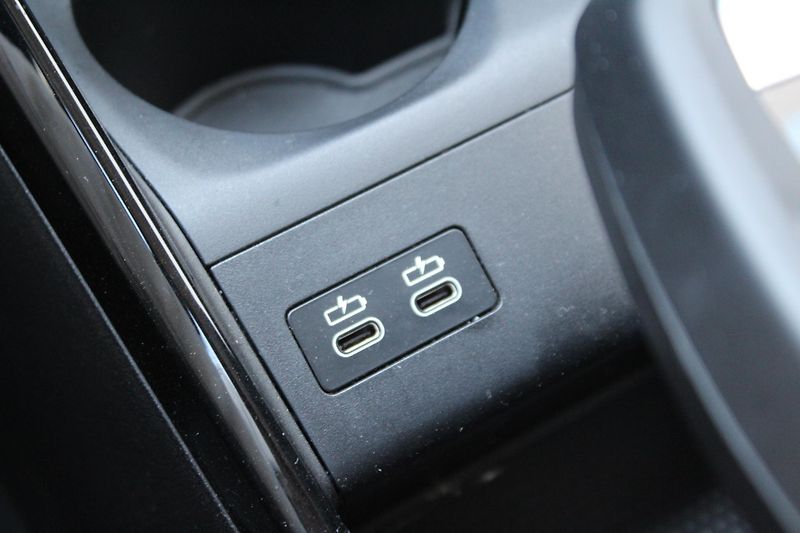 BMW Řada 2 218d, CZ - fotka 17 z 24