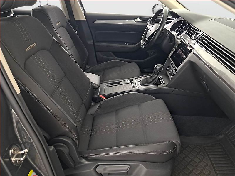 Volkswagen Passat (2018) Alltrack 2.0 BiTDI, 4X4 - fotka 9 z 18