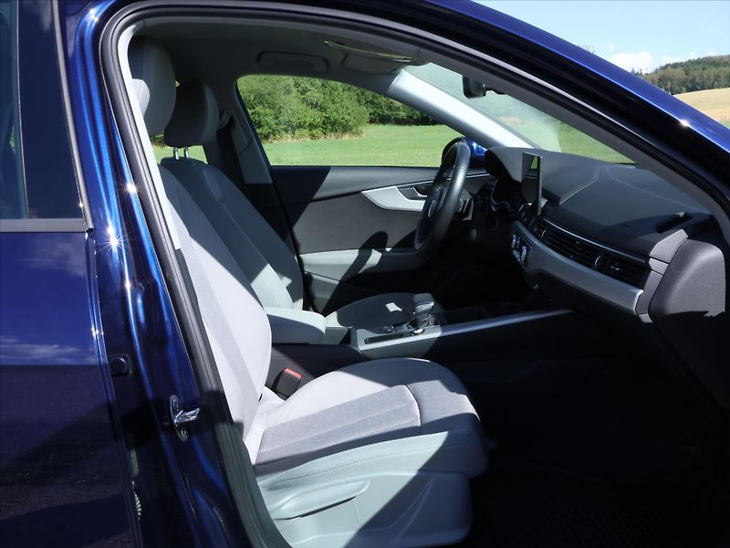 Audi A4 2,0 35 TDI CZ Advanced DPH - fotka 11 z 25