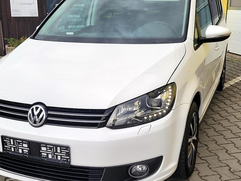 Volkswagen Touran 1,4 DSG Highline, nové ROZVODY - fotka 3 z 46