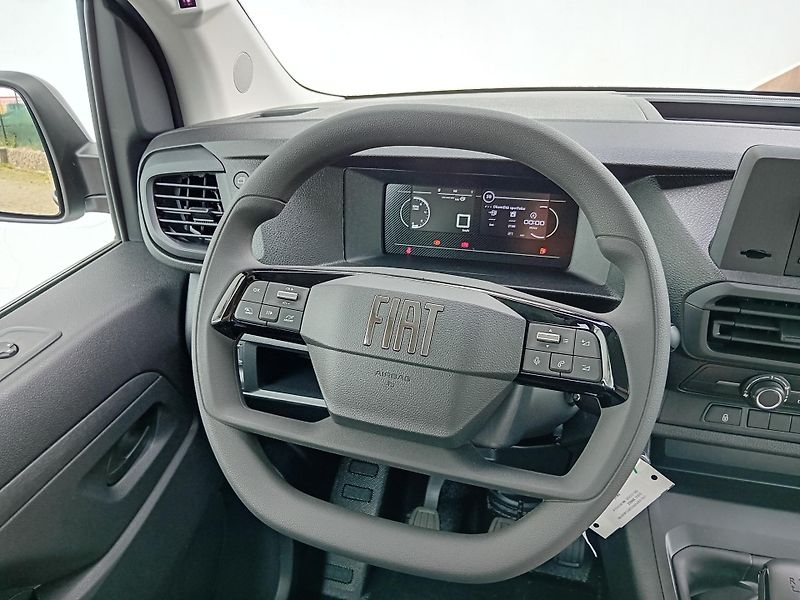 Fiat Scudo (2026) 2,2MTJ L3 KOMBI FLEX/8L ZÁRUKY - fotka 12 z 19
