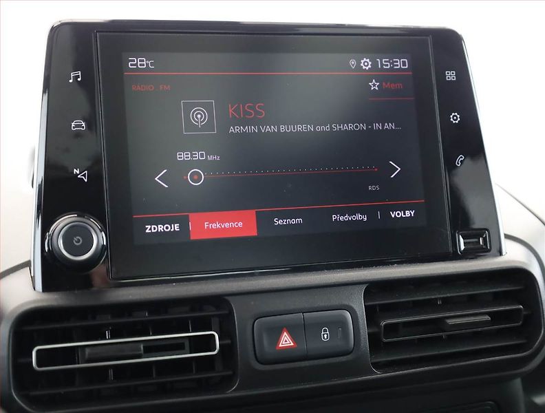 Citroën Berlingo (2019) Feel 1.5 BlueHDi, 5Míst, ČR - fotka 14 z 20