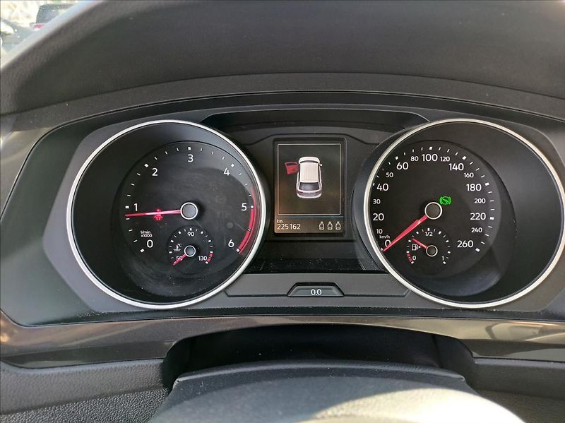 Volkswagen Tiguan 2,0 2.0 TDI 110 kW DSG  Automa - fotka 8 z 14