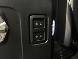 Land Rover Defender 110 D350 X-DYNAMIC HSE Aut.  - náhled 46