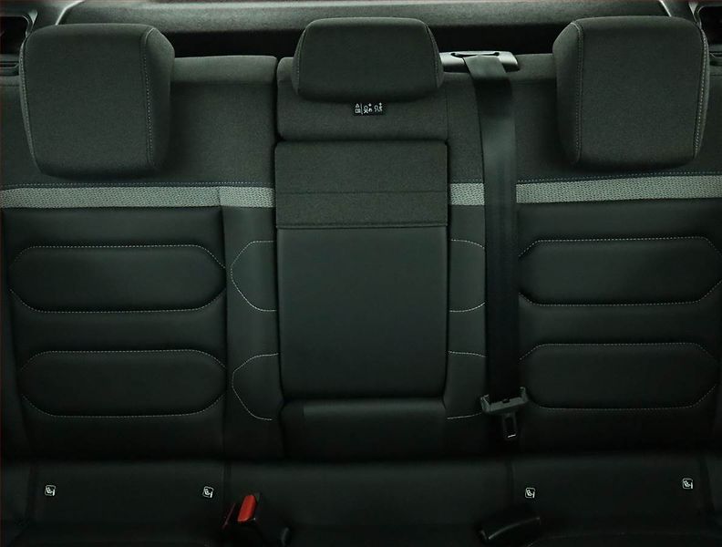 Citroën C4 (2021) 1.2 PureTech, Serv.kniha, Kůže - fotka 10 z 18
