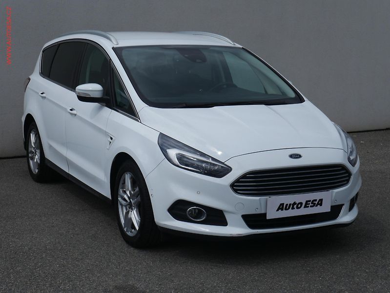 Ford S-MAX (2018) 2.0 TDCi, AT, navi, LED - fotografie inzerátu