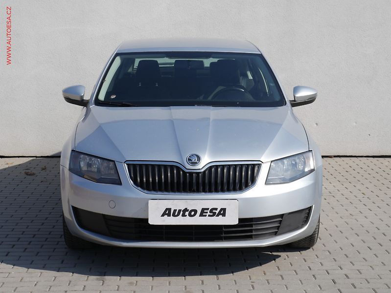 Škoda Octavia (2014) 1.6TDI, AC, temp, STK2/28 - fotka 2 z 14