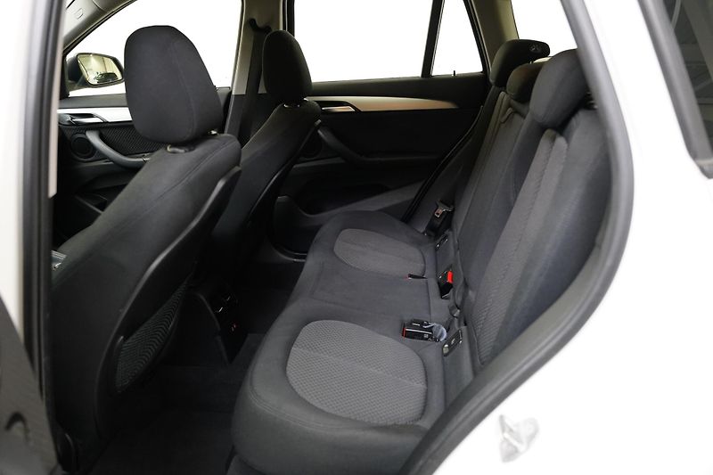 BMW X1 - fotka 23 z 26
