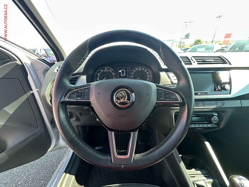 Škoda Fabia (2020) 1.0TSi, 2.maj,ČR, Style - fotka 12 z 16