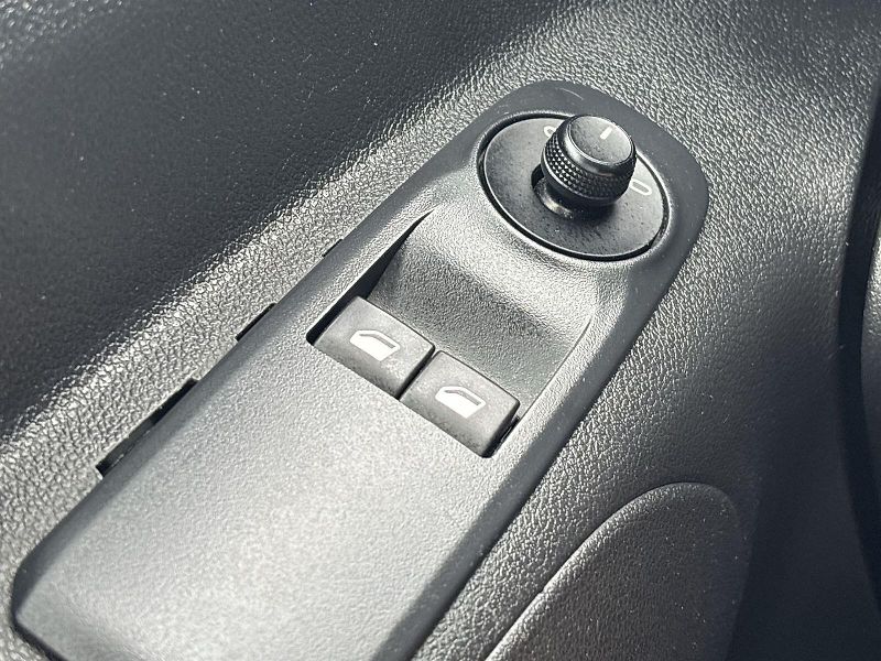 Citroën Berlingo (2022) 1.5 HDI LIVE PACK - fotka 16 z 29