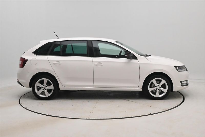 Škoda Rapid 1,6 TDI 85kW Style Záruka až 5 - fotka 4 z 29