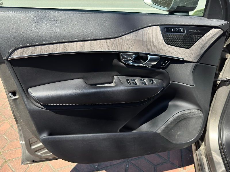 Volvo XC90 (2021) B5 AWD 1.MAJITEL ČR  CRYSTAL - fotka 20 z 27