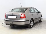 Škoda Octavia (2008) Elegance 1.6, Xenony, Tempomat - náhled 4