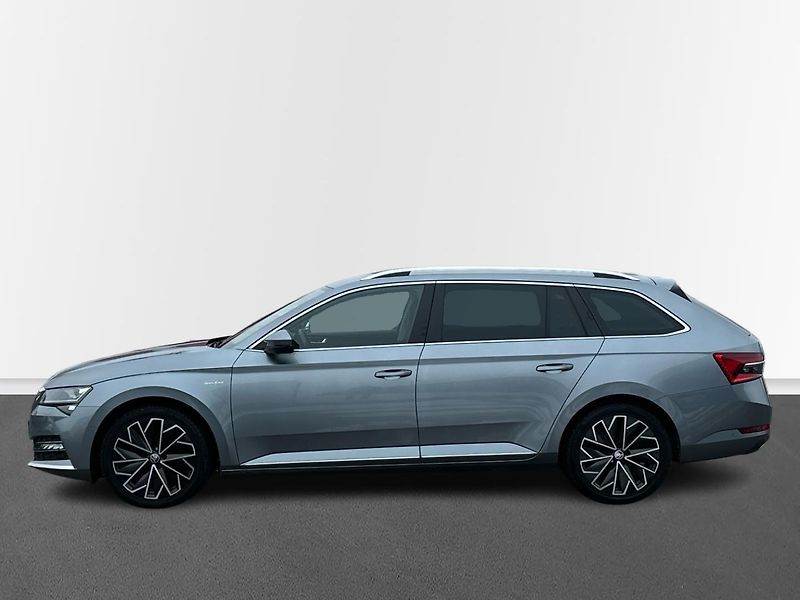 Škoda Superb iV L&K 1.4 TSI HYBRID PHEV - fotka 3 z 23