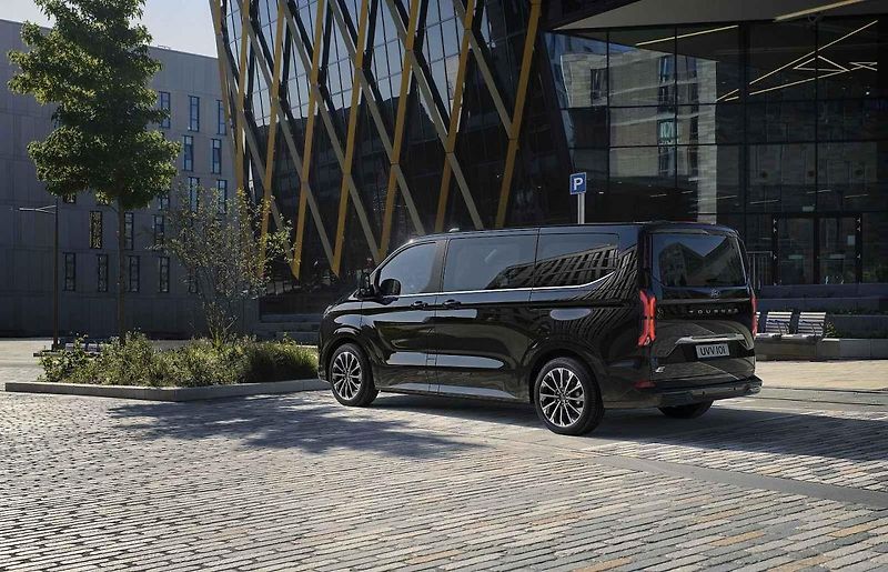 Elektrická verze Tournea Custom ujede 370 kilometrů