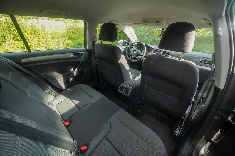 Volkswagen Golf Variant (2016) - fotka 13 z 25