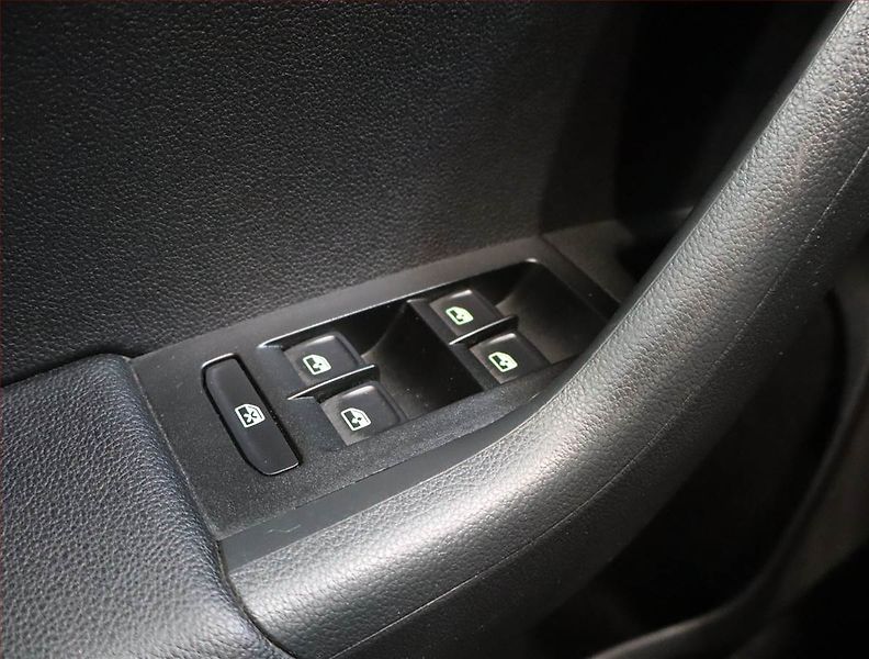 Škoda Octavia (2016) Style 2.0 TDI, Automat - fotka 17 z 20