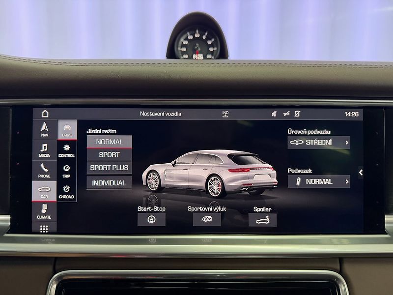 Porsche Panamera GTS 338KW SPORT TURISMO, BOSE, - fotka 16 z 28